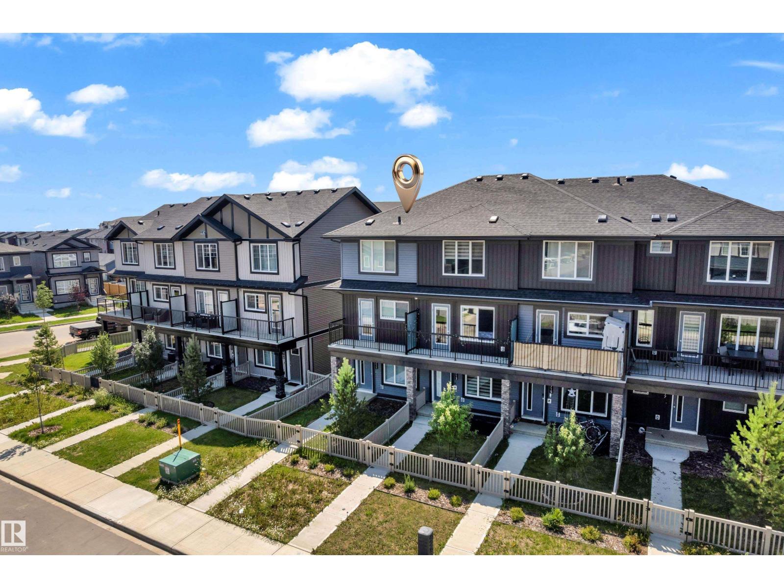 22711 84 AV NW, Rosenthal (Edmonton), Edmonton photo 2