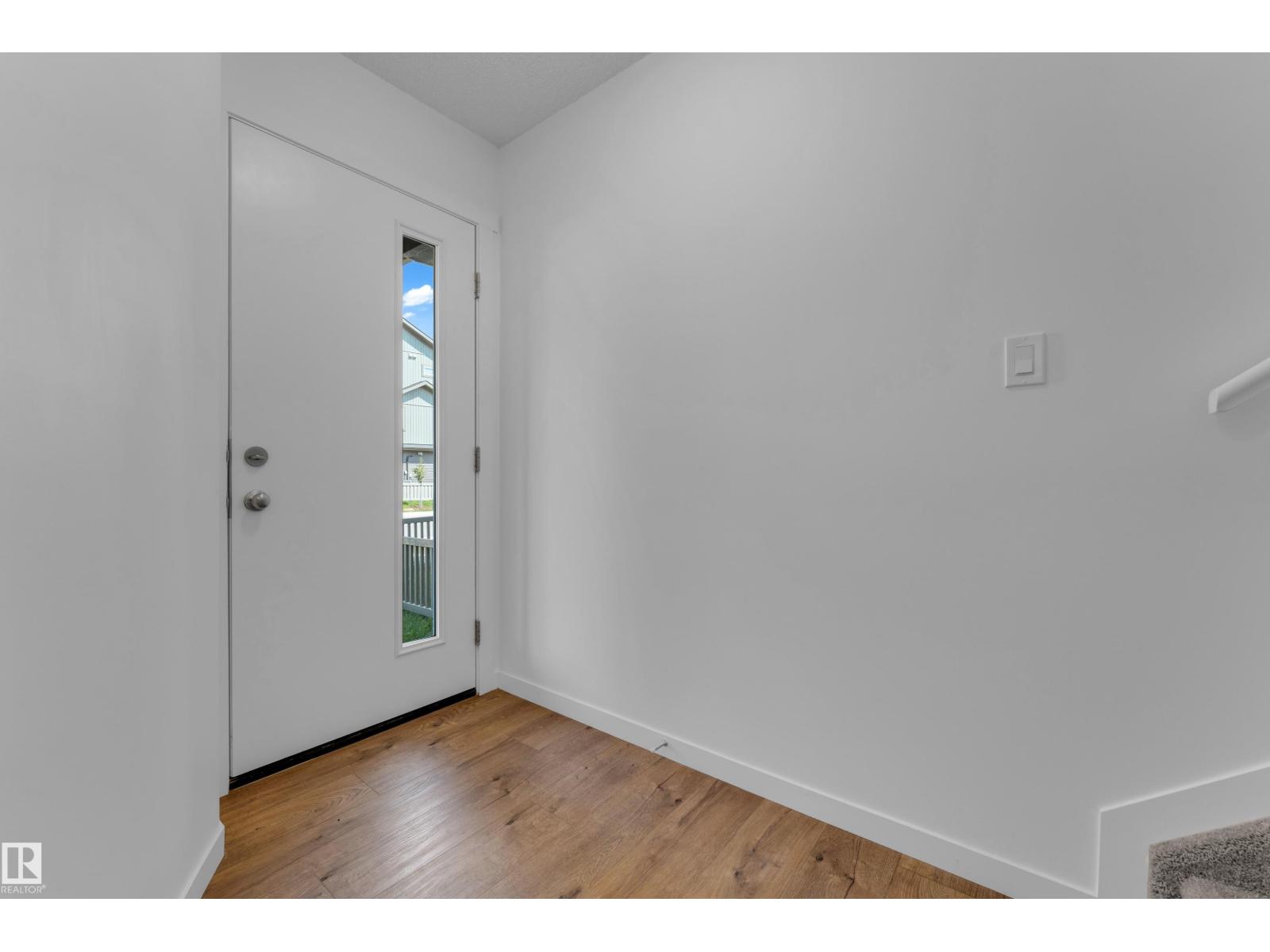 22711 84 AV NW, Rosenthal (Edmonton), Edmonton photo 5