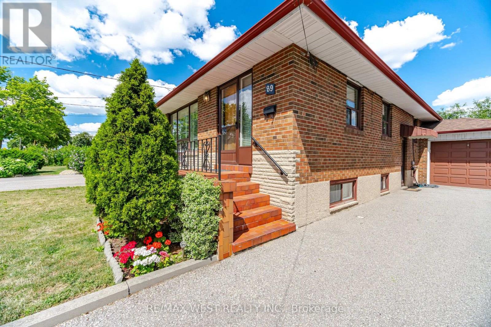 89 WENDELL AVENUE - 3