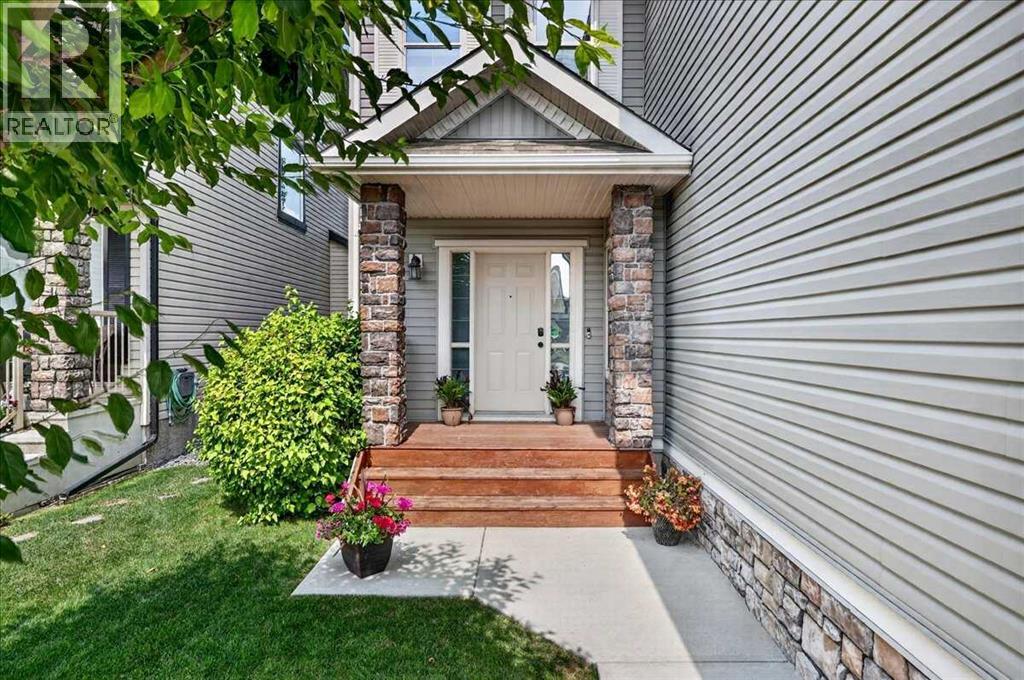 1418 Kings Heights Boulevard SE, King's Heights, Airdrie photo 2