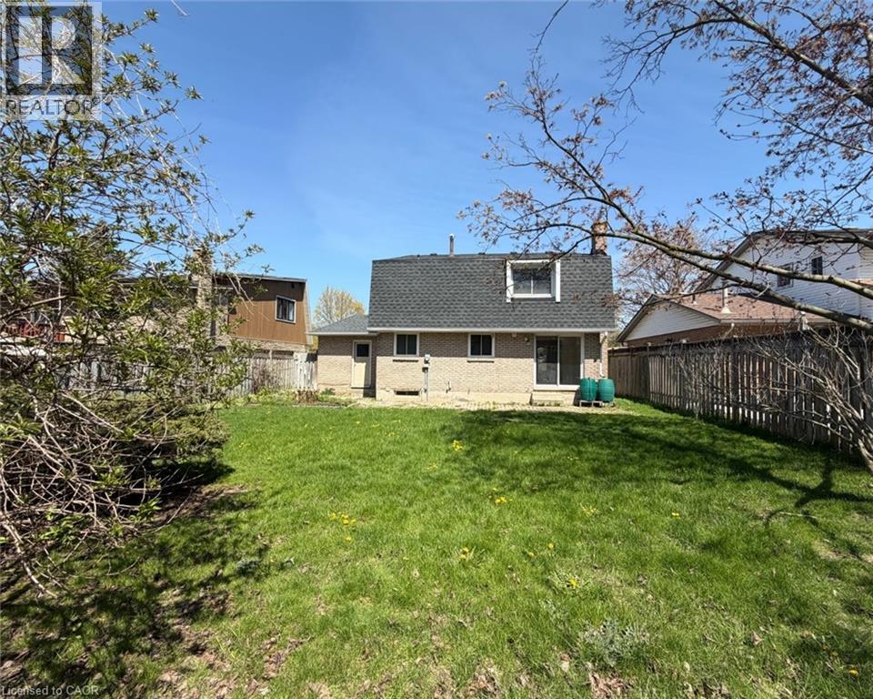 111 MANOR Drive - Image 46