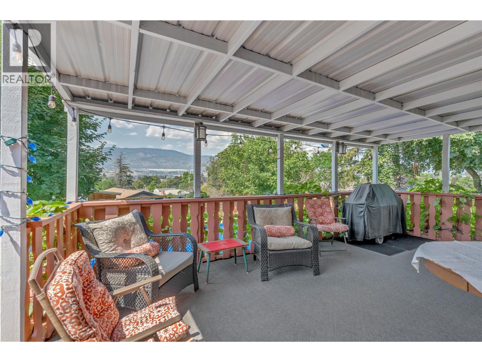 707 Ross Avenue, Penticton