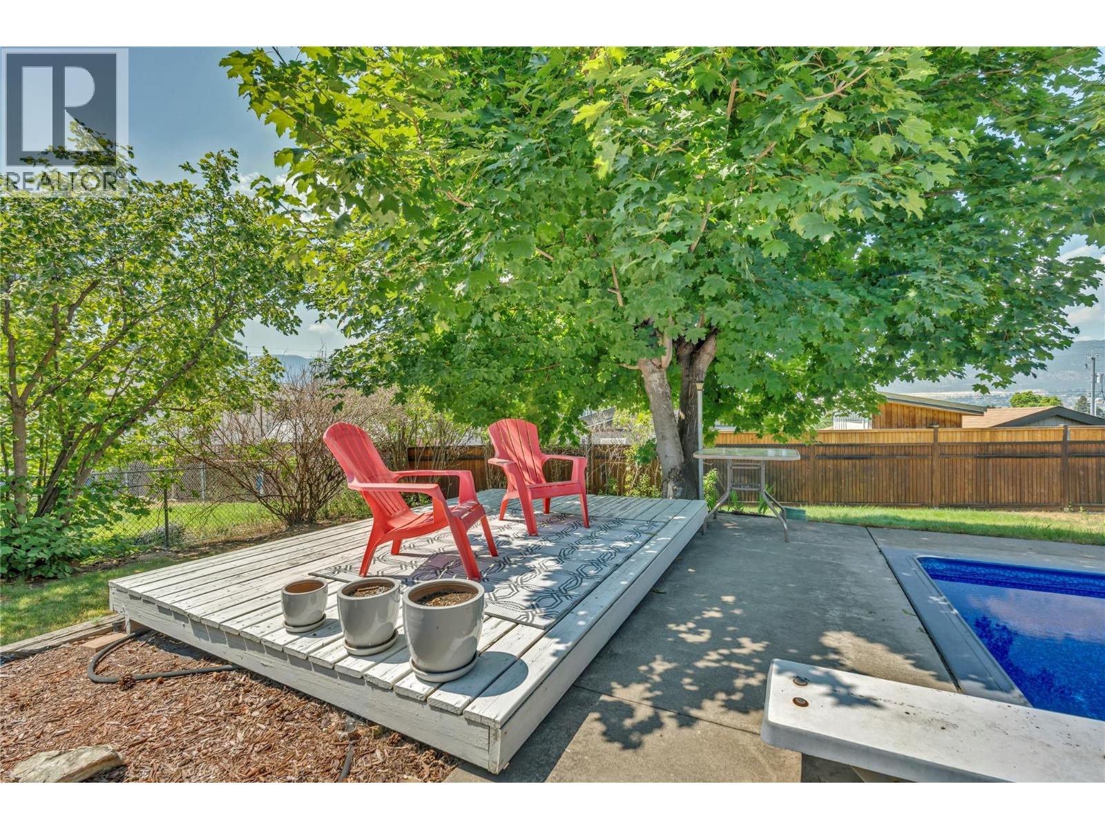 707 Ross Avenue - 22
