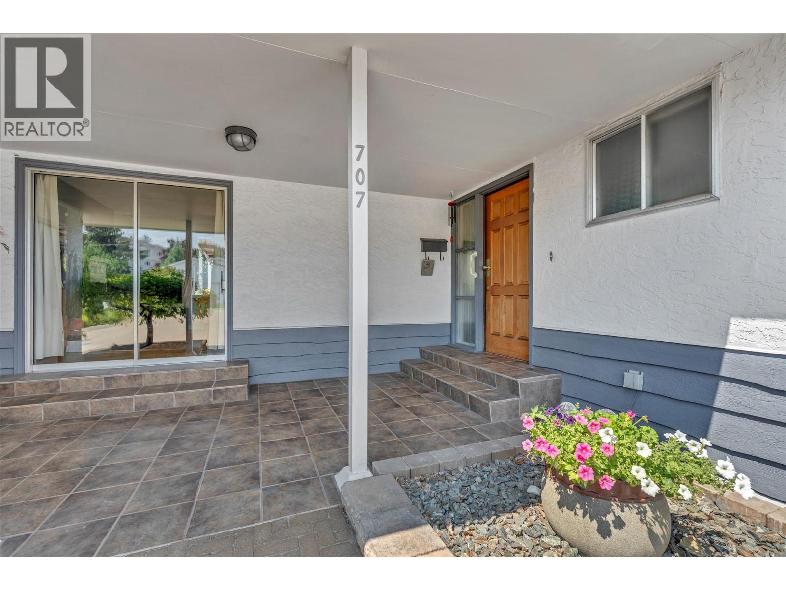 707 Ross Avenue - 26