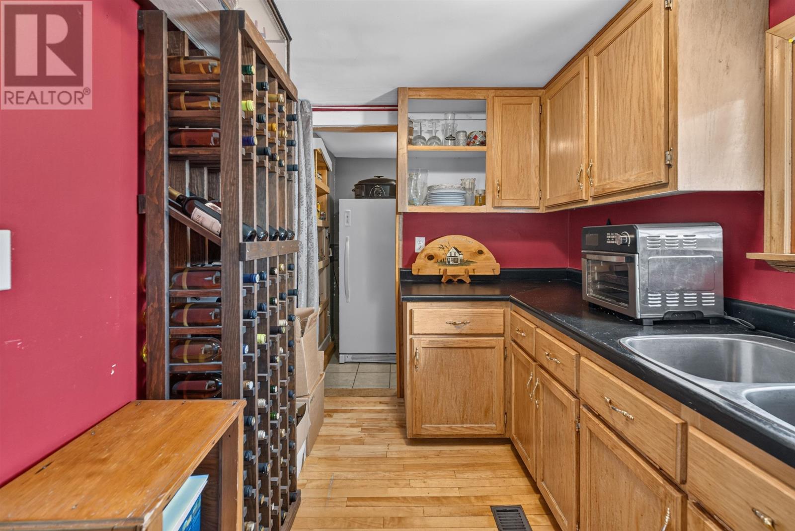 926 Ellerslie Road - Image 19