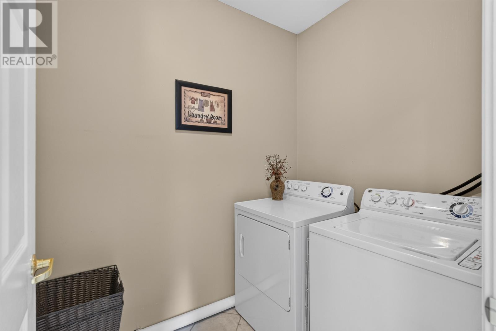 926 Ellerslie Road - Image 23