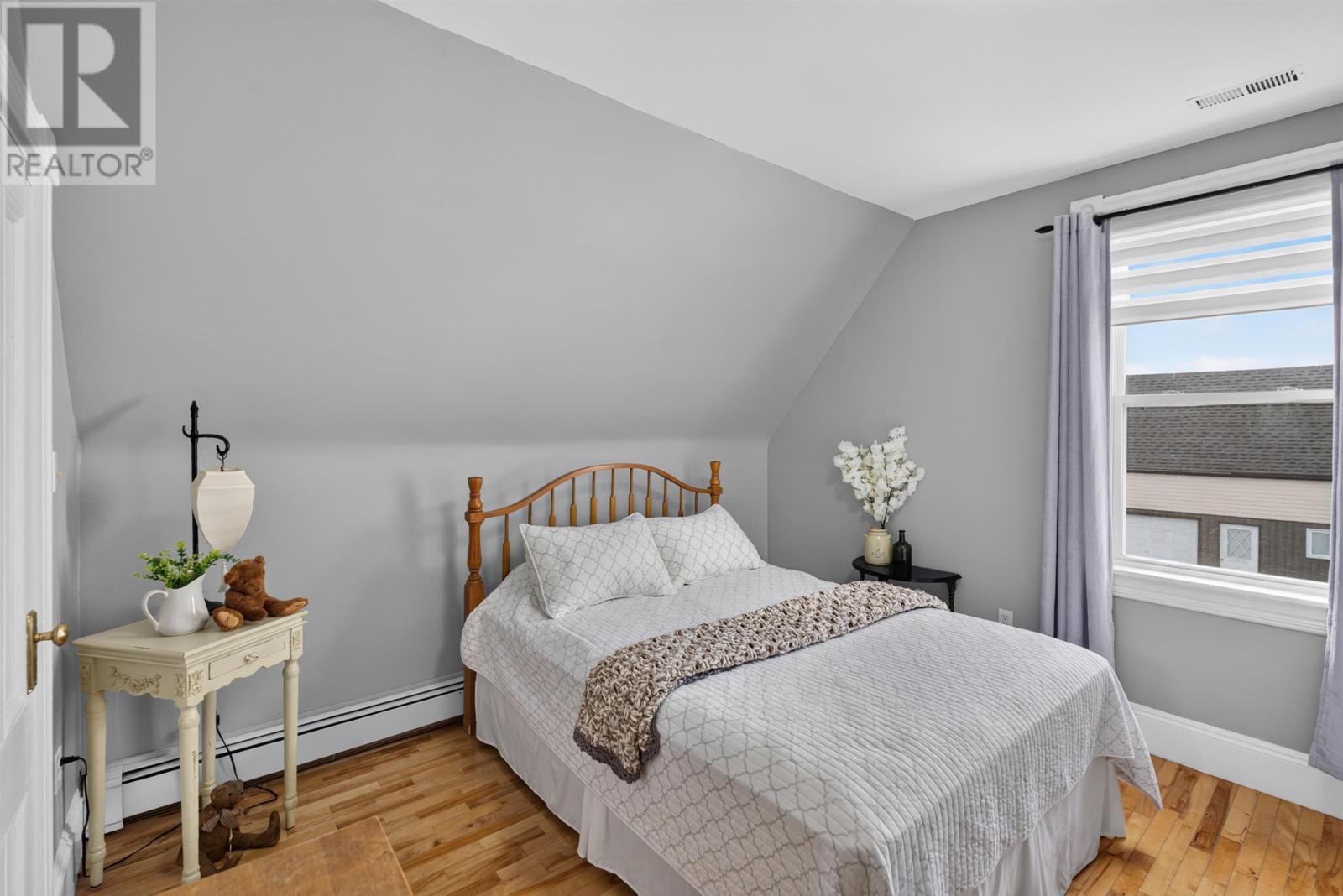 926 Ellerslie Road - Image 36