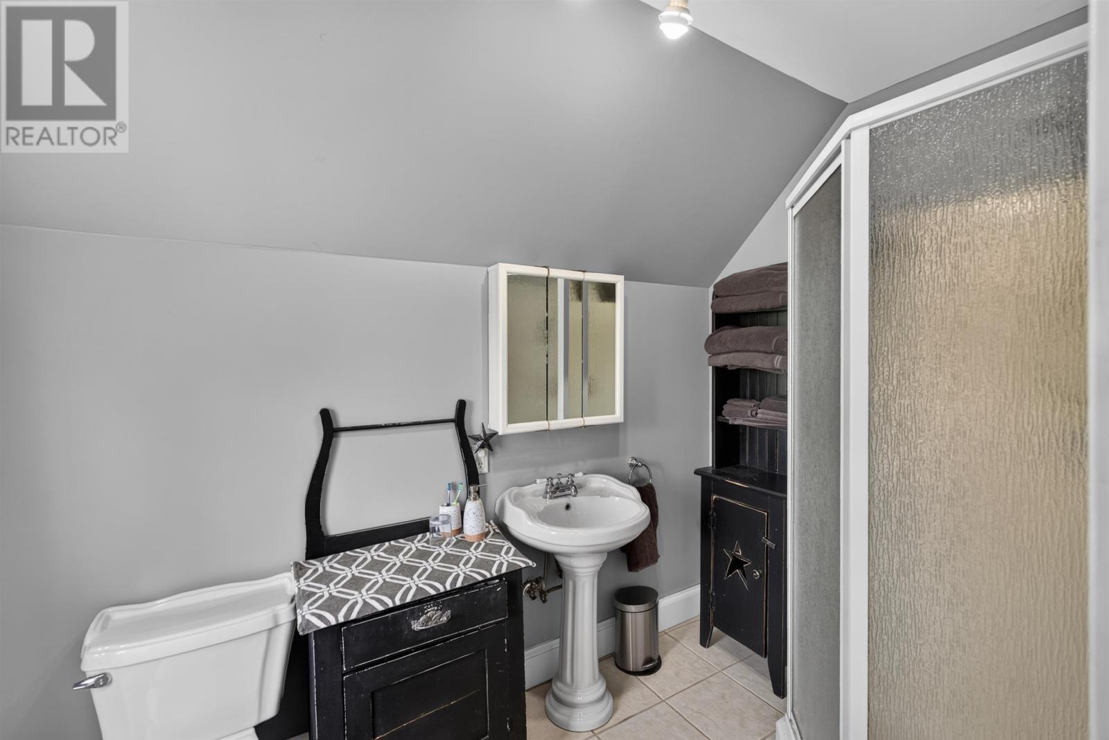 926 Ellerslie Road - Image 42