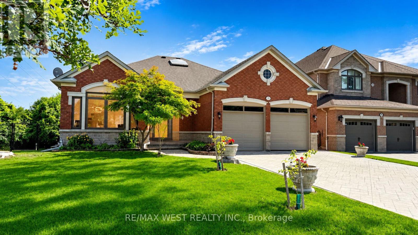 Photo of 71 Gidleigh Park Crescent