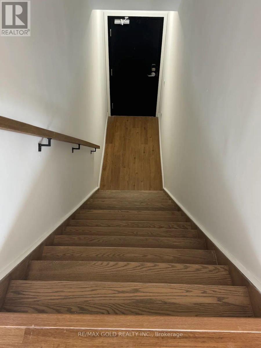 #207 12 Suncrest Lane, Huntsville (Chaffey), Ontario, P1H1G1, Huntsville (Chaffey), Ontario — photo 4 of 5
