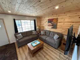 Sunroom - 24 Poirier Street, Albert Beach, MB R0E2C0 Photo 6