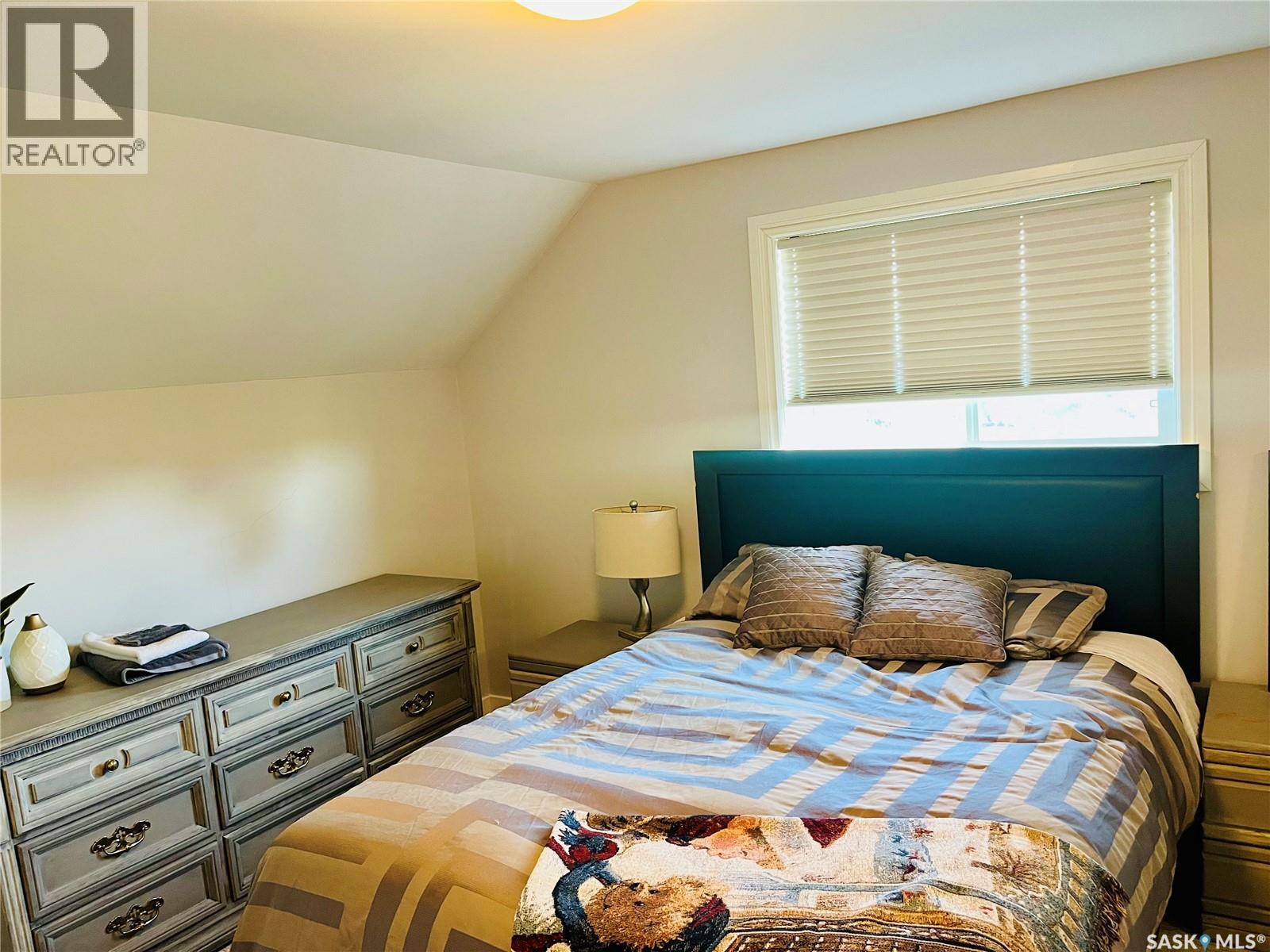 Howe Acres - Image 33