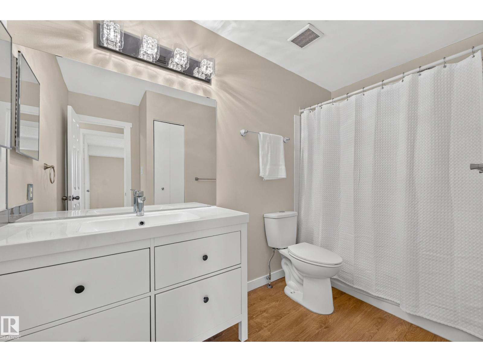 #104 2204 118 ST NW - 17