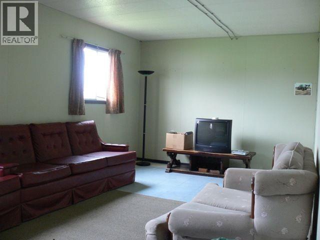 7504 OLD ALASKA HIGHWAY - 38