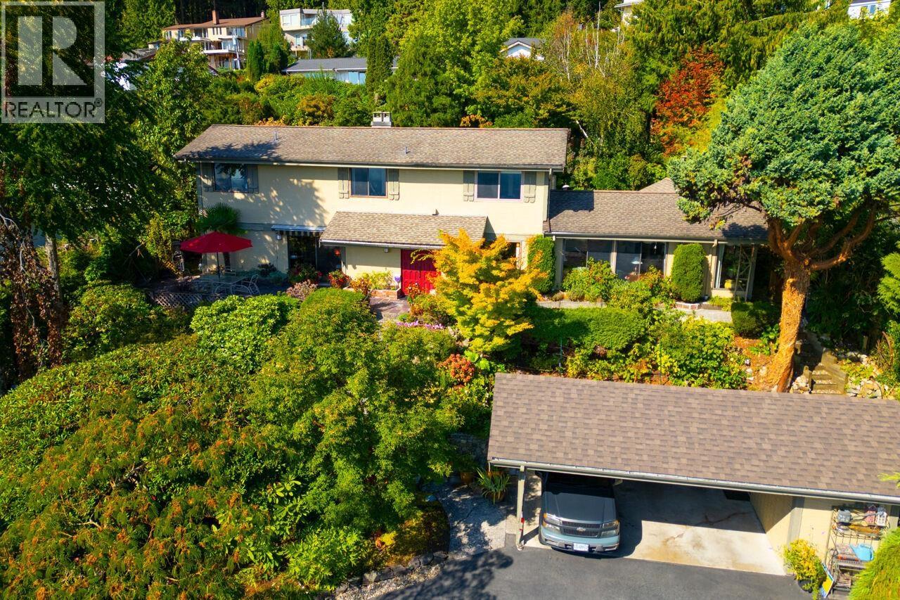 560 CRAIGMOHR DRIVE