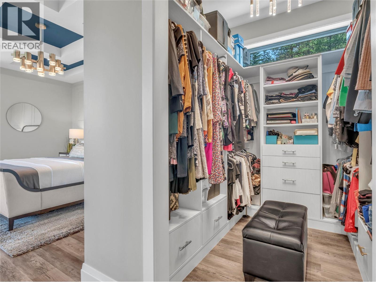 3060 OUTLOOK Way - 21