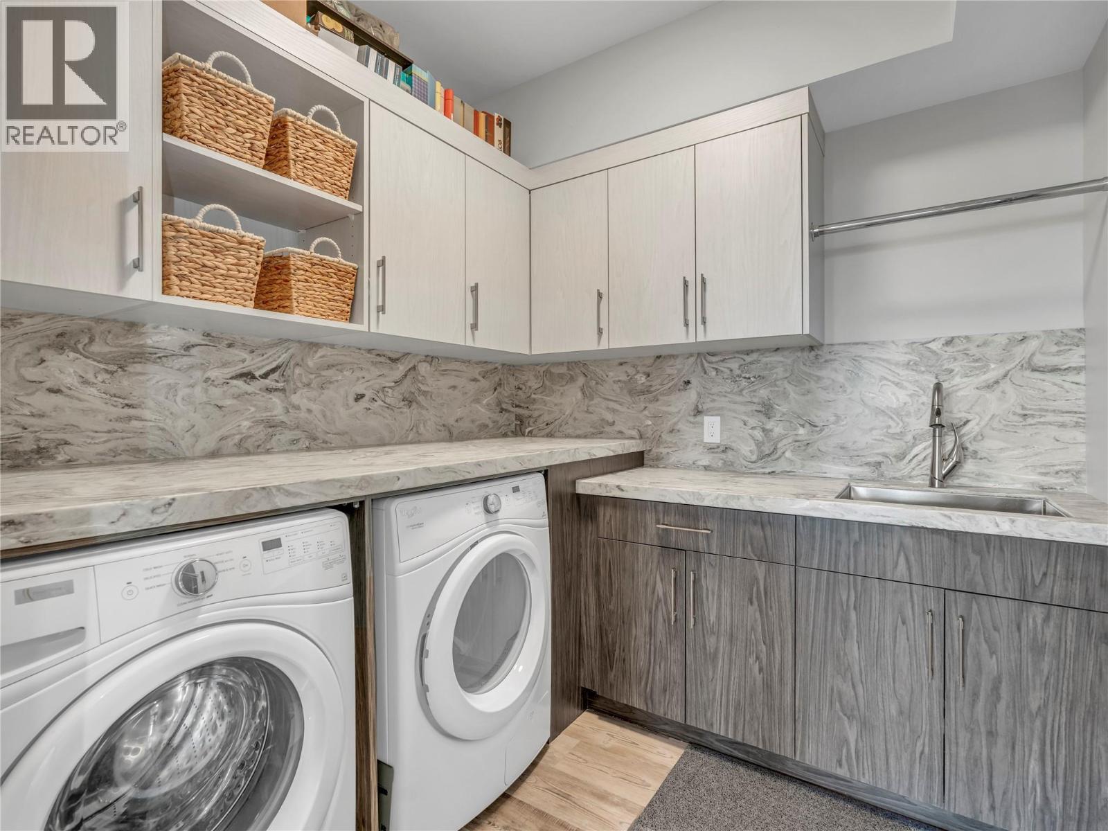 3060 OUTLOOK Way - 34