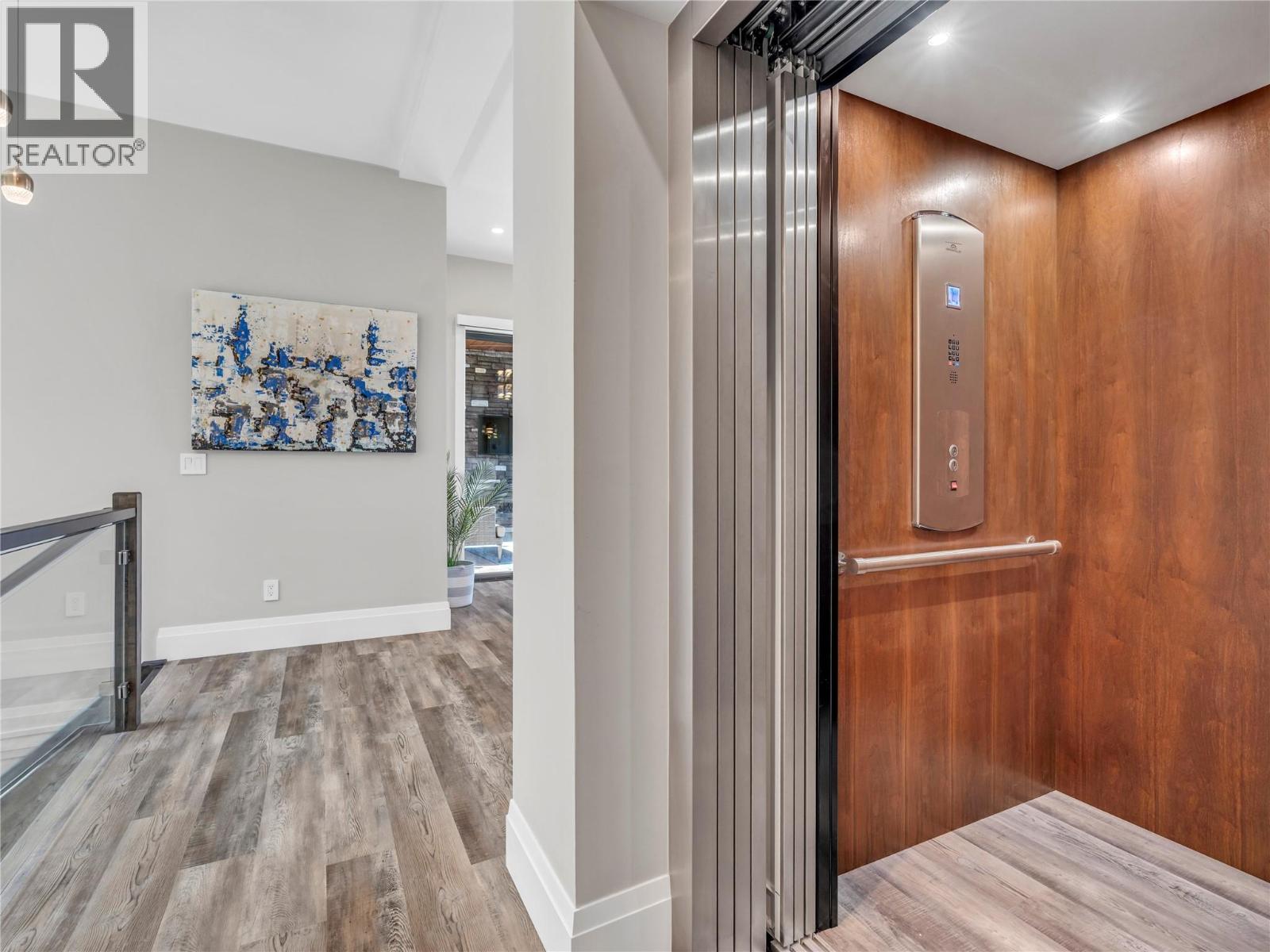 3060 OUTLOOK Way - Image 17