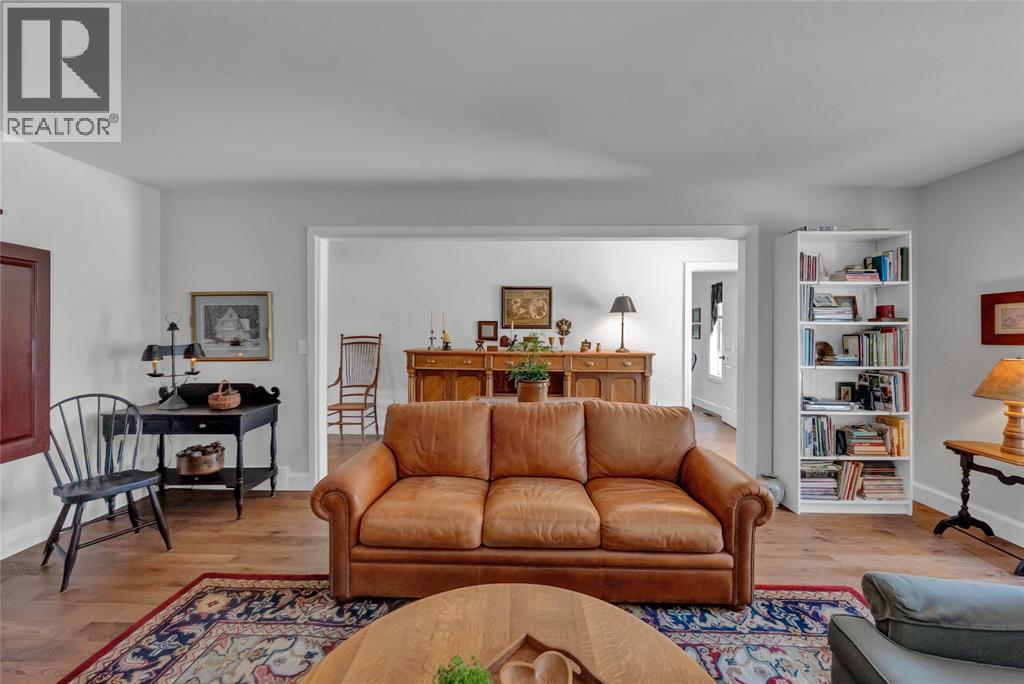 3894 ST CLAIR PARKWAY - 12