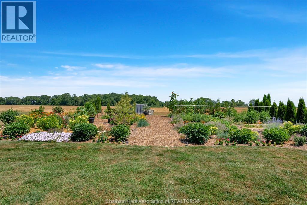 3894 ST CLAIR PARKWAY - 44