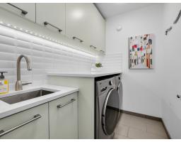 942 Keil Street, White Rock, BC V4B4V7 Photo 31