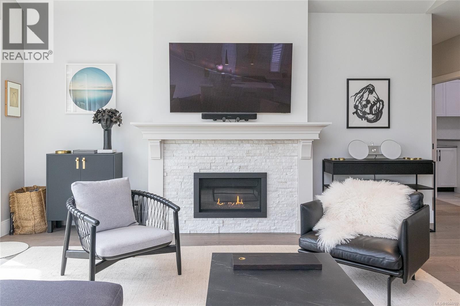  9257 Bakerview Close, North Saanich