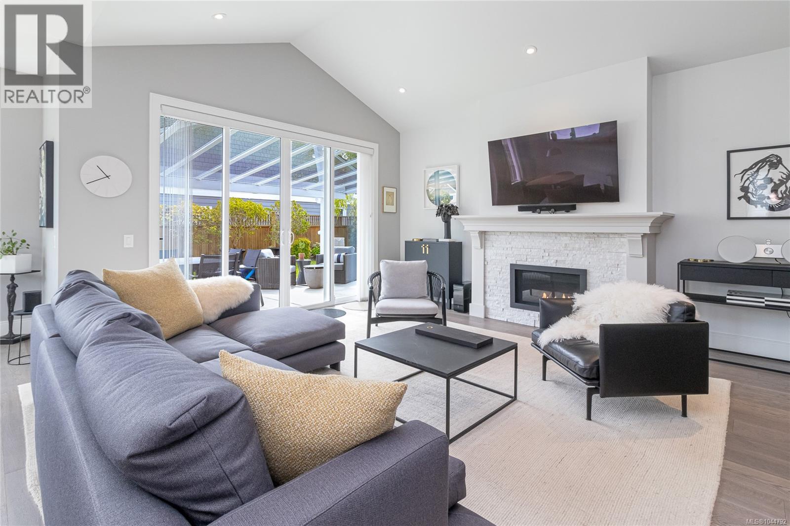  9257 Bakerview Close, North Saanich