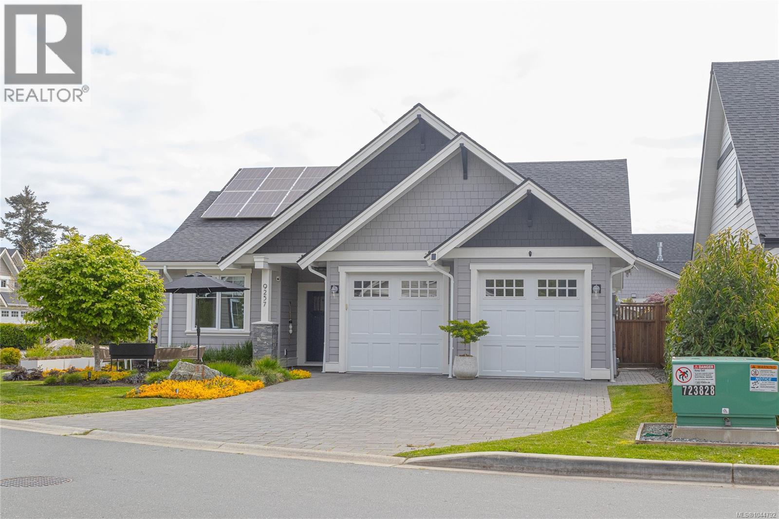  9257 Bakerview Close, North Saanich