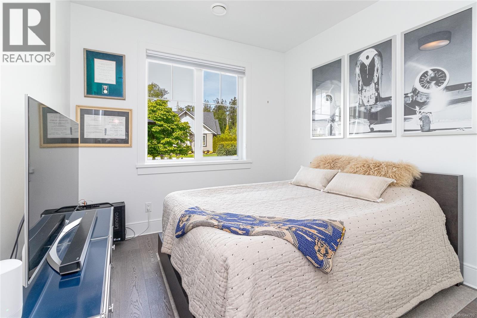  9257 Bakerview Close, North Saanich