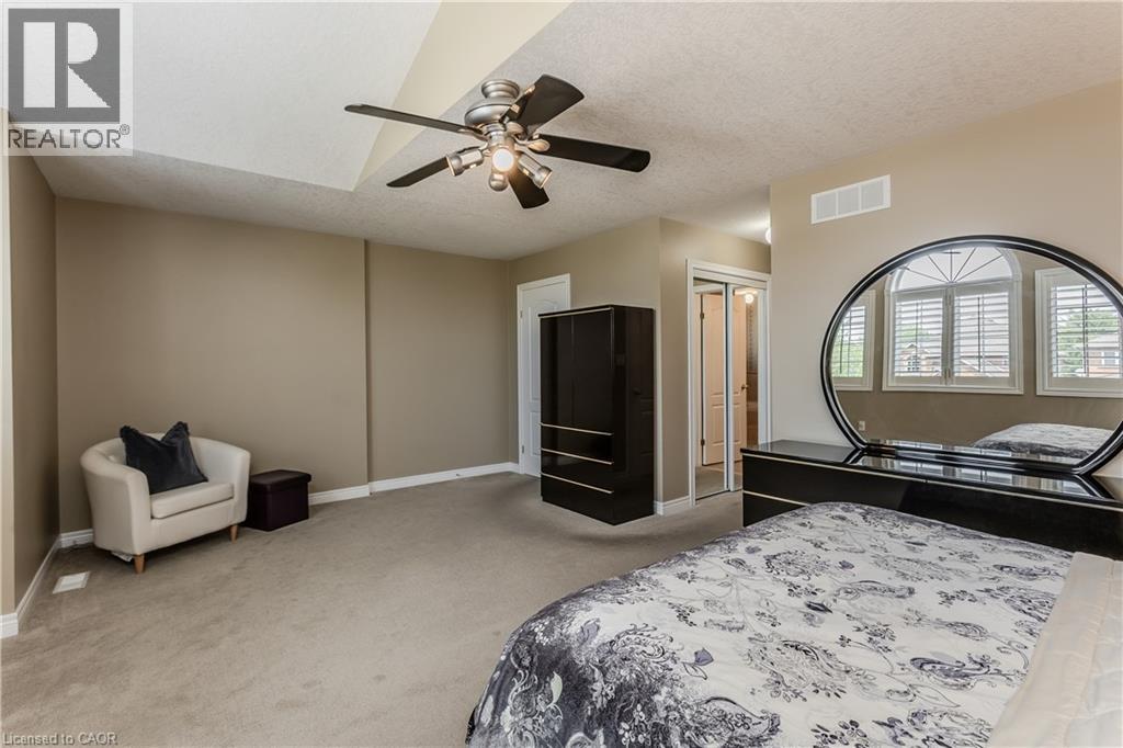 67 WALCOTTE Avenue - Image 25
