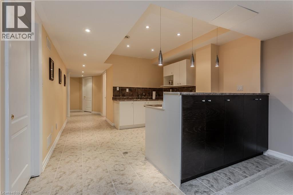 67 WALCOTTE Avenue - Image 39