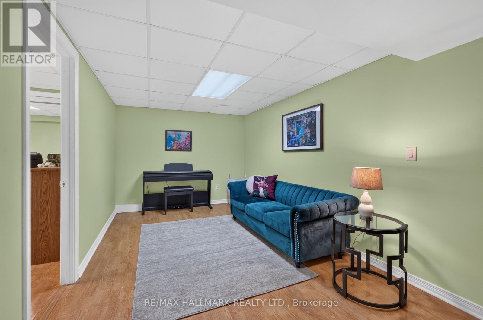 603 CUMMER AVENUE - Image 42