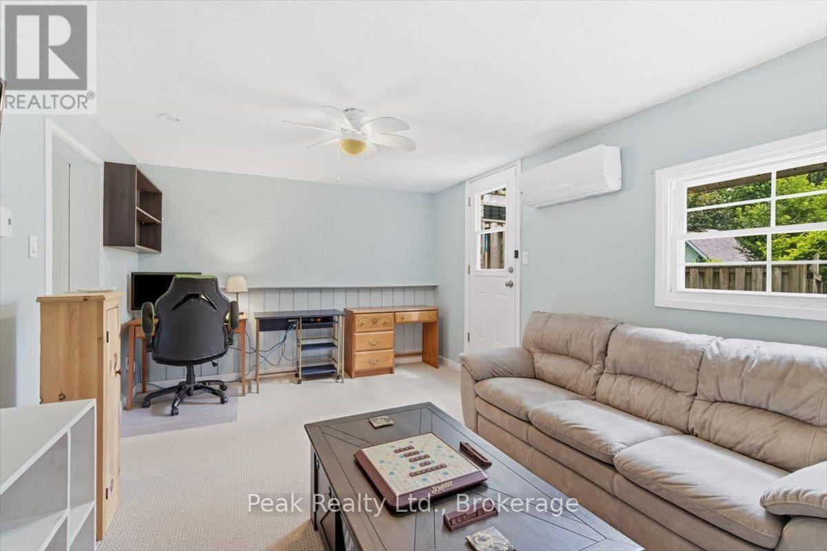 1673 APPLEWOOD CRESCENT - Image 33