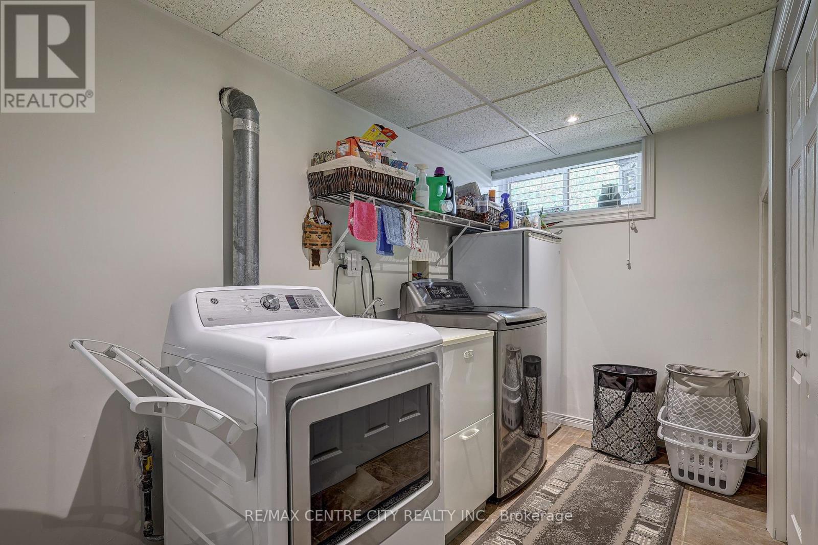 4766 SUNSET ROAD - Image 35