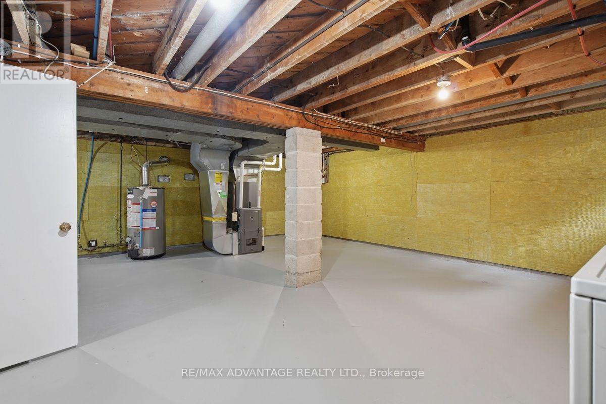 367 BROCK STREET - 28