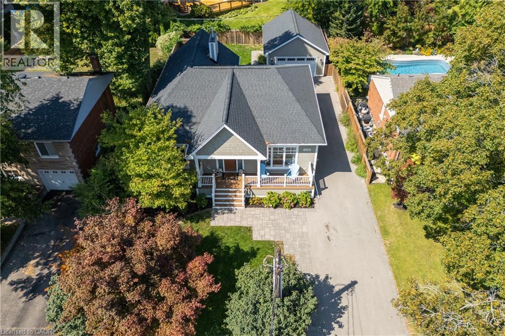 2195 COURTLAND Drive - 32