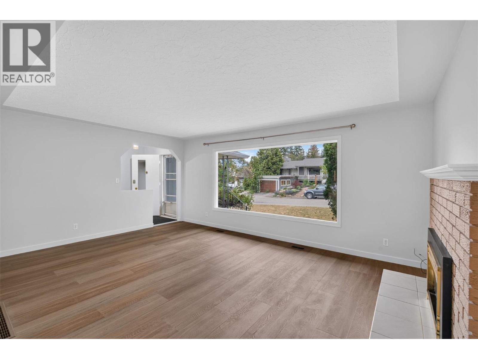 3802 36 Street - 11