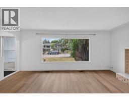 Dining room - 3802 36 Street, Vernon, BC V1T6E5 Photo 10