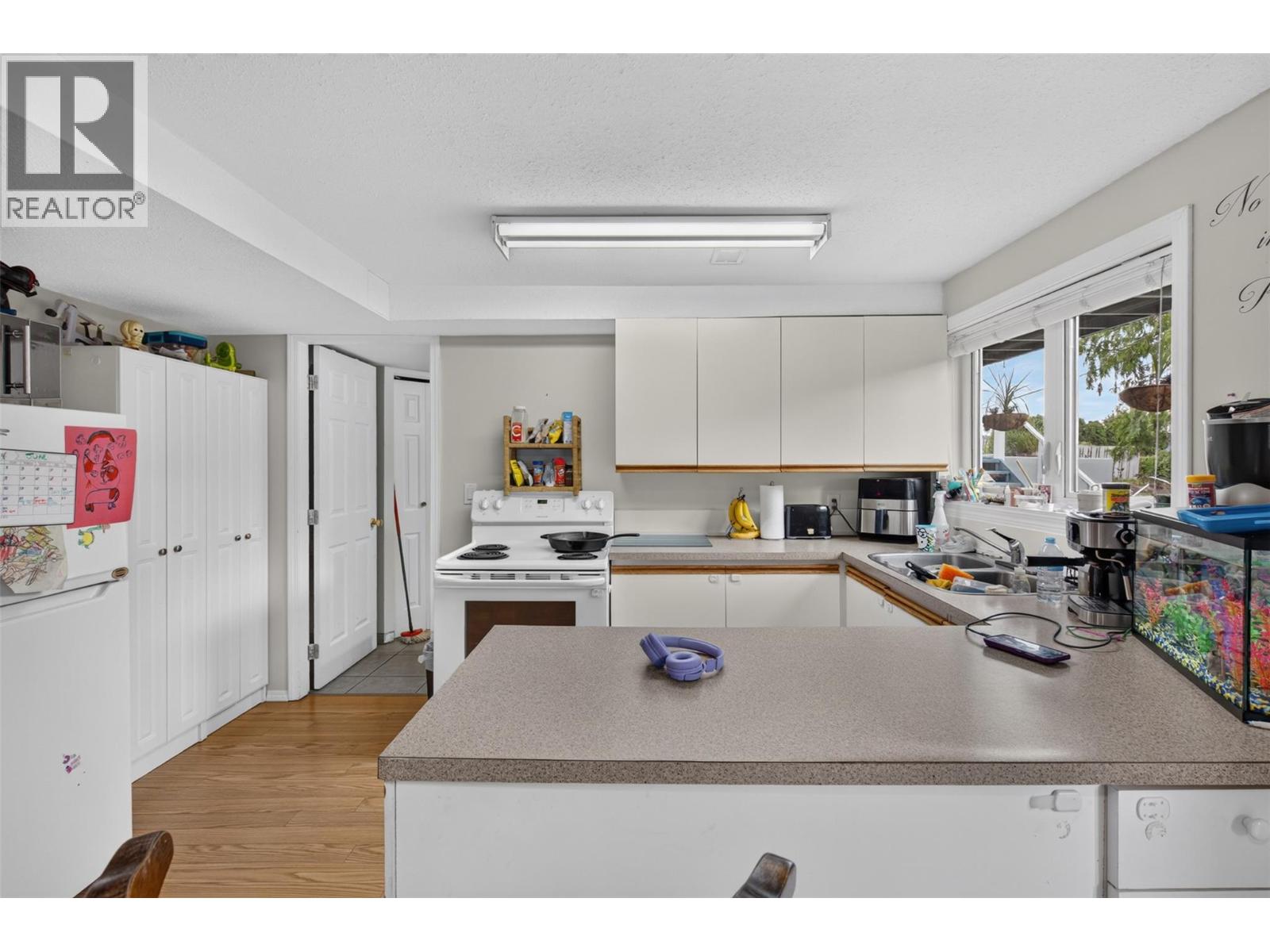 3802 36 Street - 39