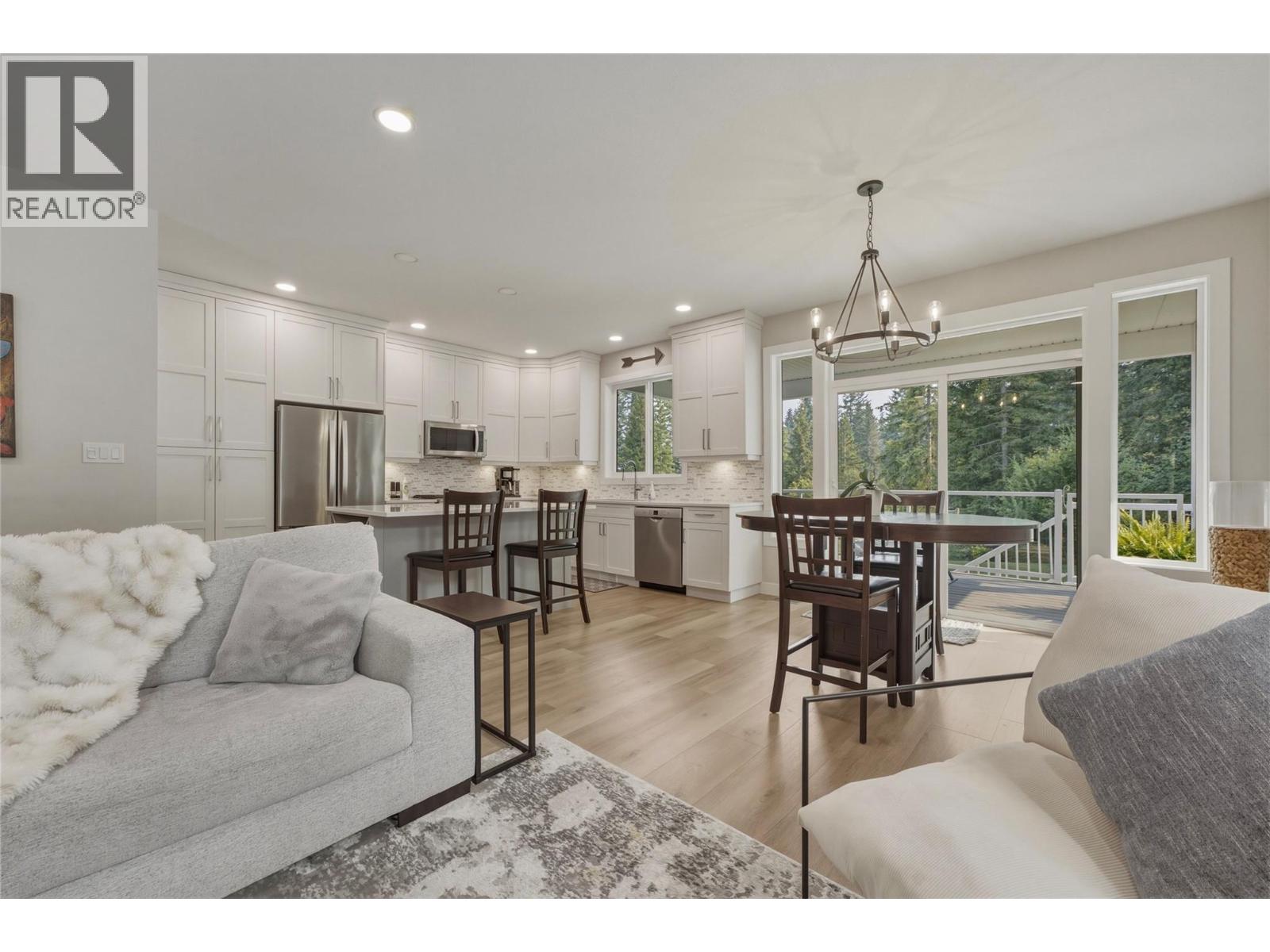2710 Golf Course Drive - 23