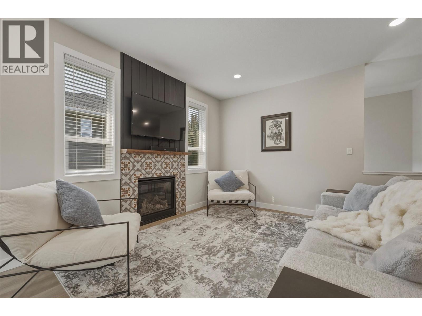 2710 Golf Course Drive - 19