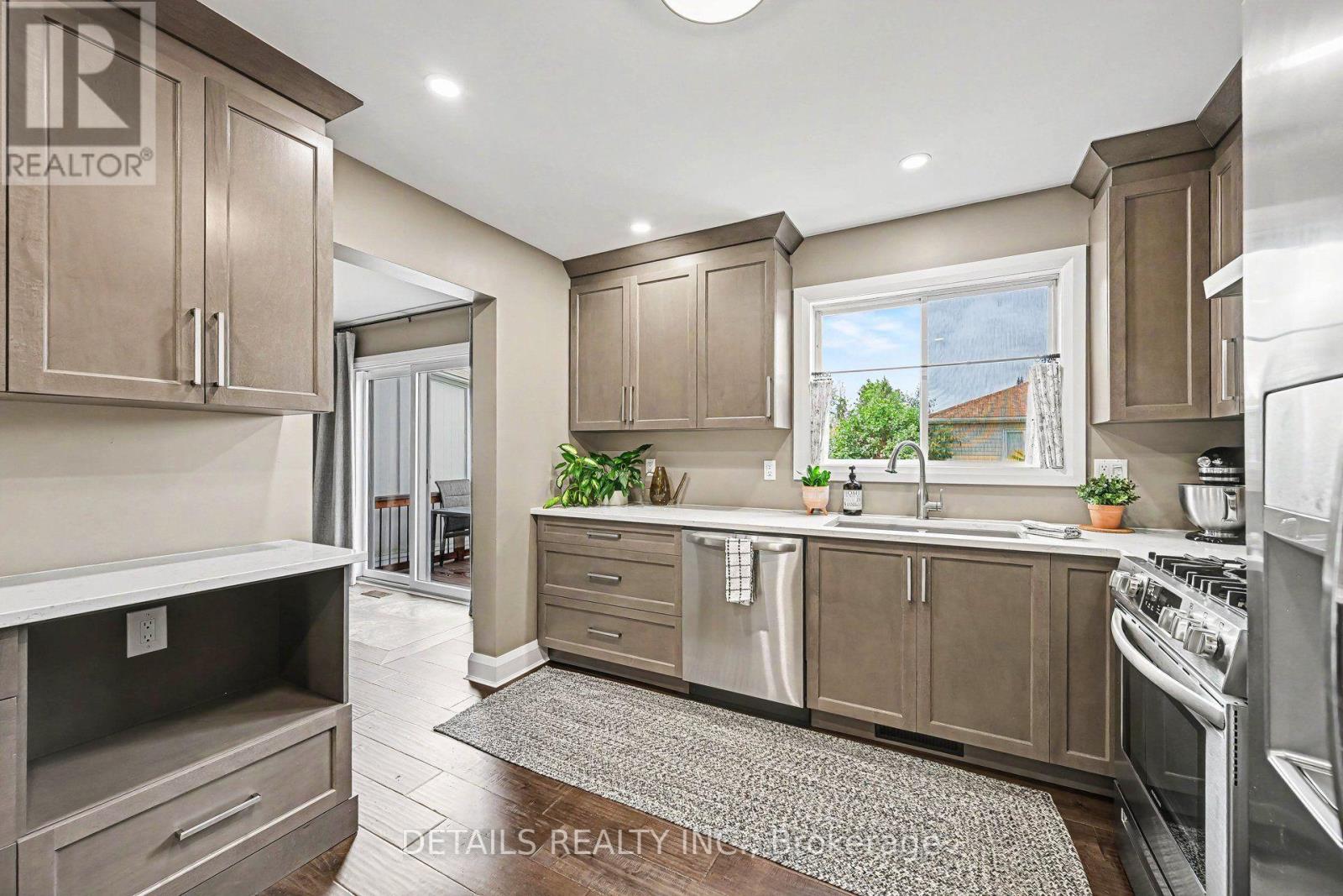 7 ISABELLA STREET - Image 14