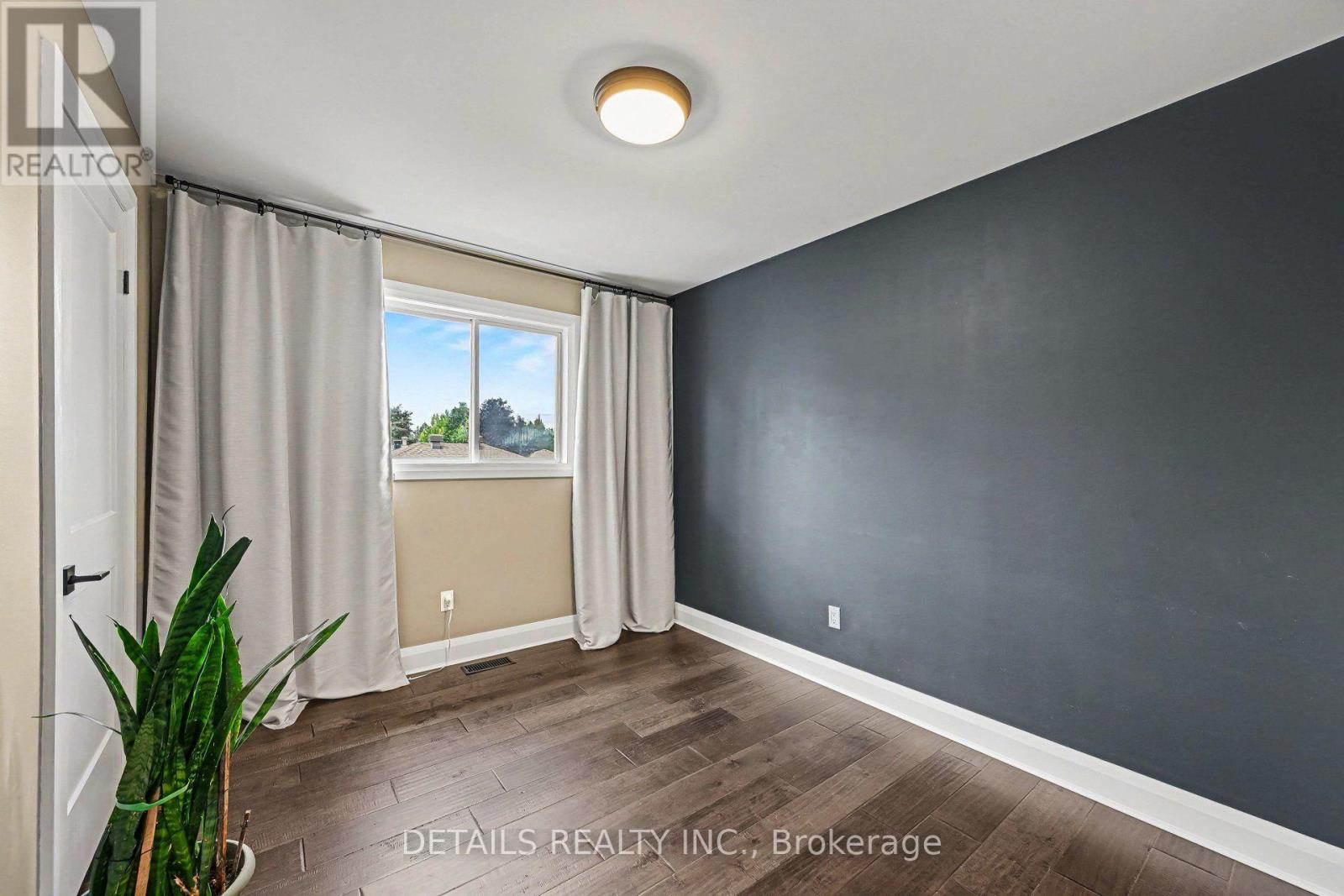 7 ISABELLA STREET - Image 20