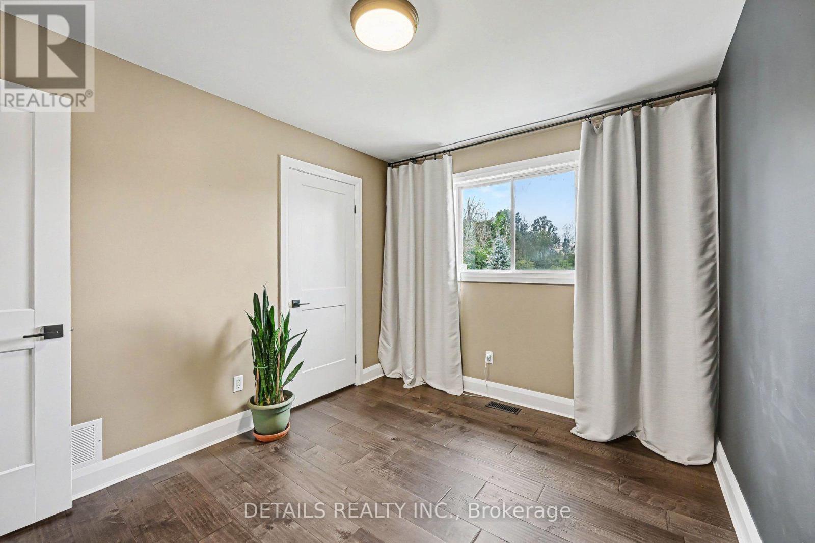 7 ISABELLA STREET - Image 21