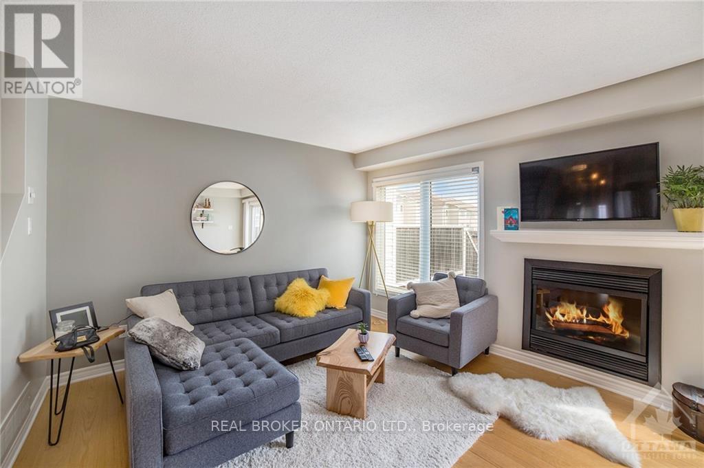 3 Bed, 3 Bath House for Rent in Ottawa – 222 MEADOWBREEZE DRIVE, Ottawa – MLS# X13626360 - Image 10