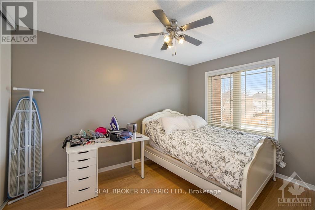 3 Bed, 3 Bath House for Rent in Ottawa – 222 MEADOWBREEZE DRIVE, Ottawa – MLS# X13626360 - Image 17