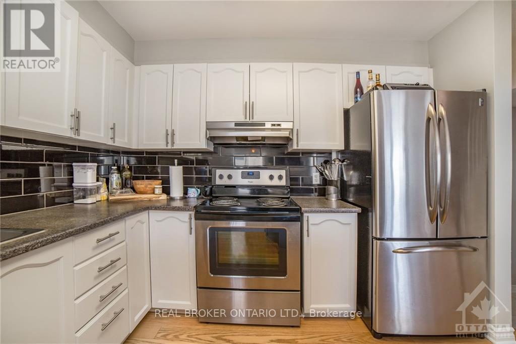 3 Bed, 3 Bath House for Rent in Ottawa – 222 MEADOWBREEZE DRIVE, Ottawa – MLS# X13626360 - Image 7