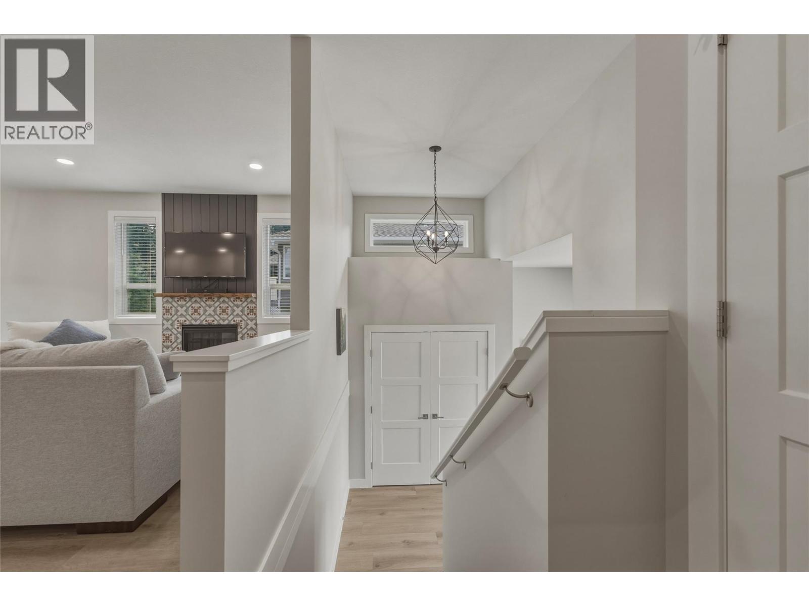 2710 Golf Course Drive - 37