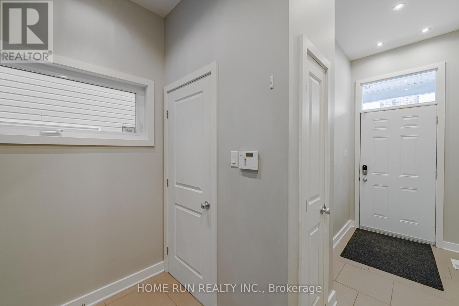 14 CAMIL STREET - 15