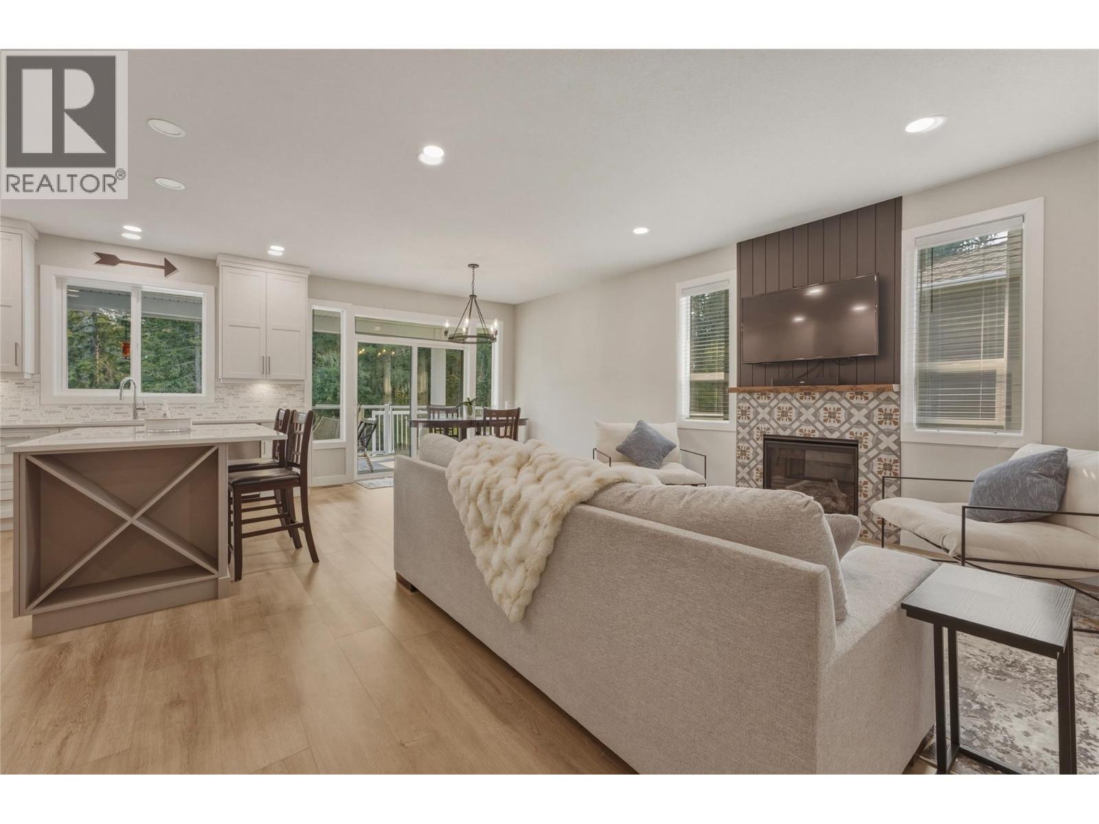 2710 Golf Course Drive - 13